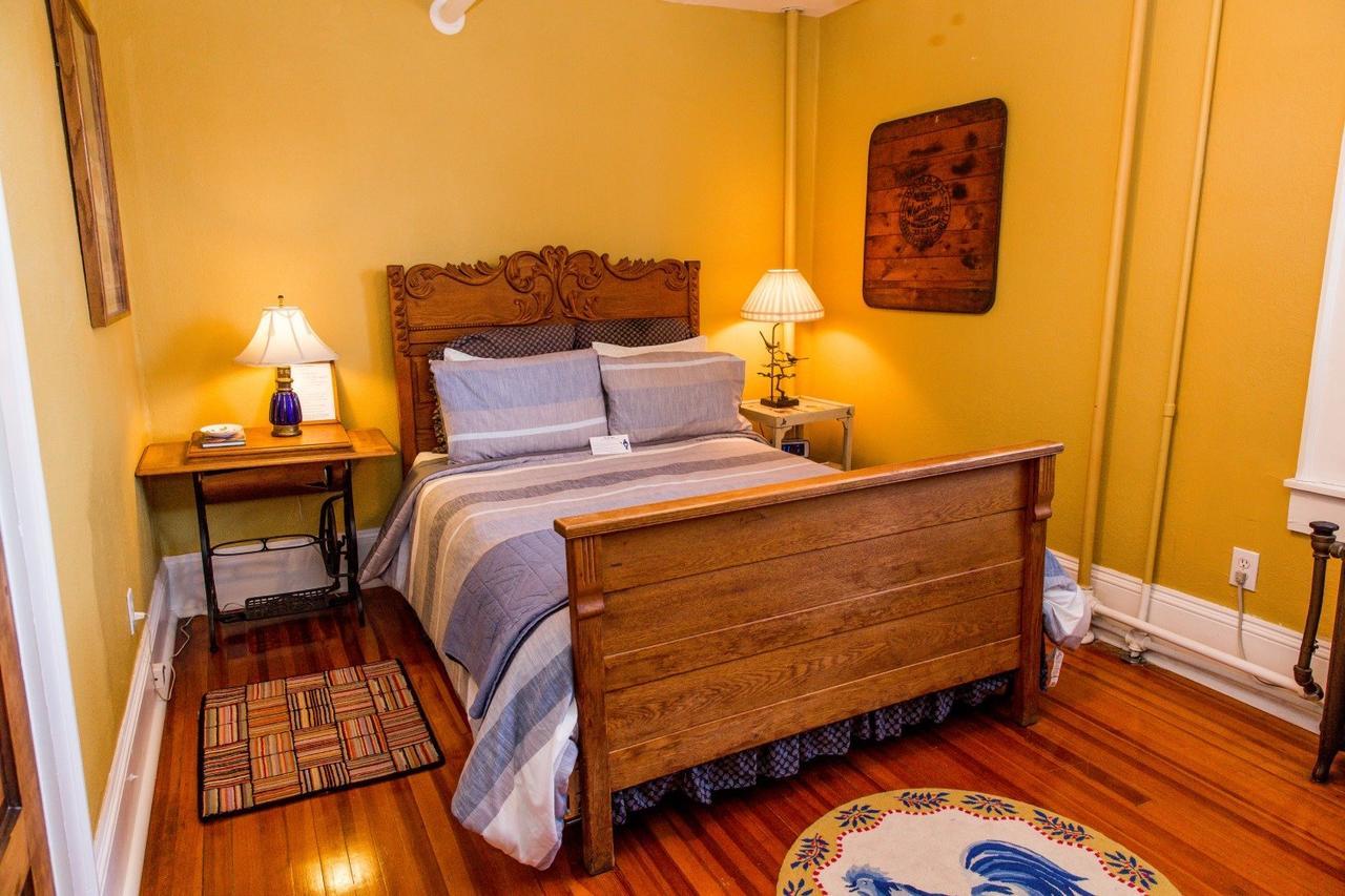 The Henderson Bed and Breakfast Hendersonville Eksteriør billede