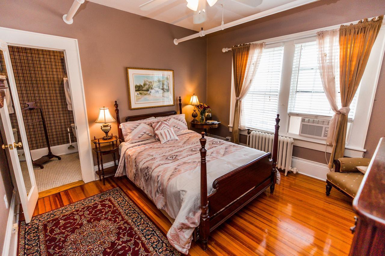 The Henderson Bed and Breakfast Hendersonville Eksteriør billede