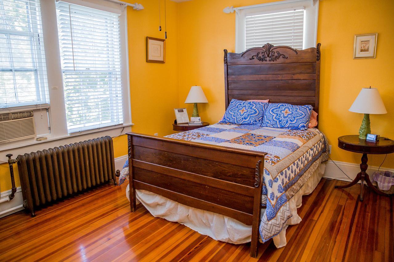 The Henderson Bed and Breakfast Hendersonville Eksteriør billede