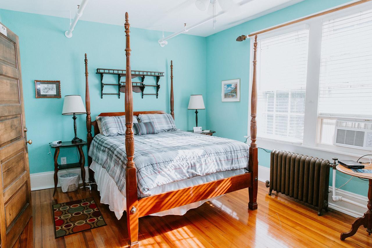 The Henderson Bed and Breakfast Hendersonville Eksteriør billede